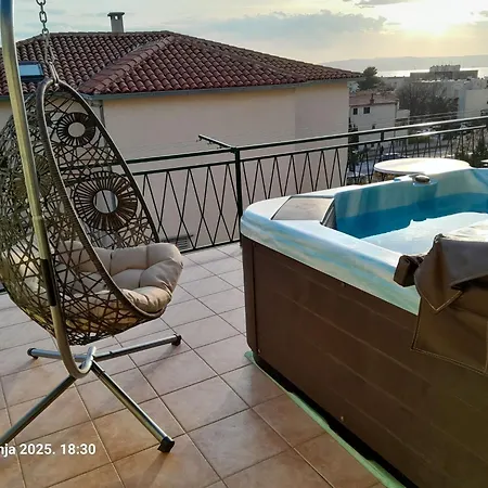 Mit Drei Schlafzimmern- Whirlpool Und Meerblick By Interhome 公寓